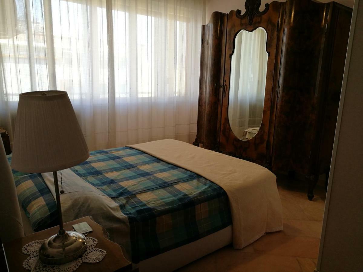 B&B Domus Lupiae Lecce Exterior foto